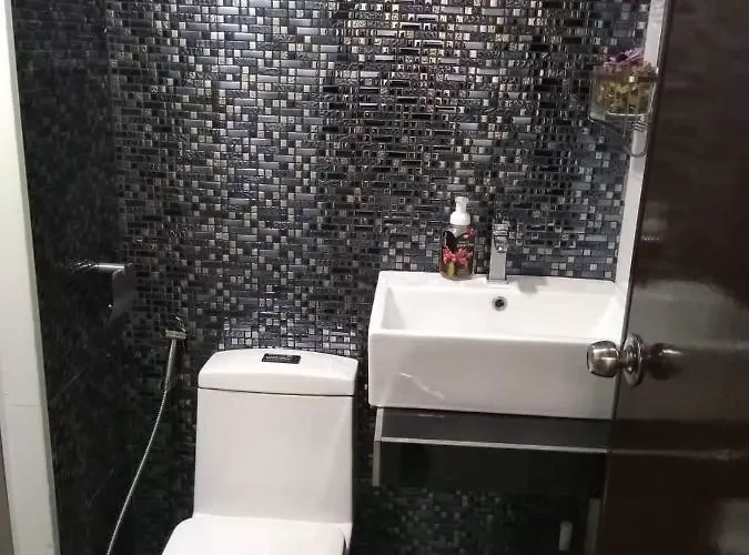 Apartment Adb Tower 1 Bedroom With Fast Wifi And Netflix At Ortigas Across Robinson's Galleria Manila